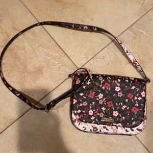 Kate spade floral bag. NEVER USED.